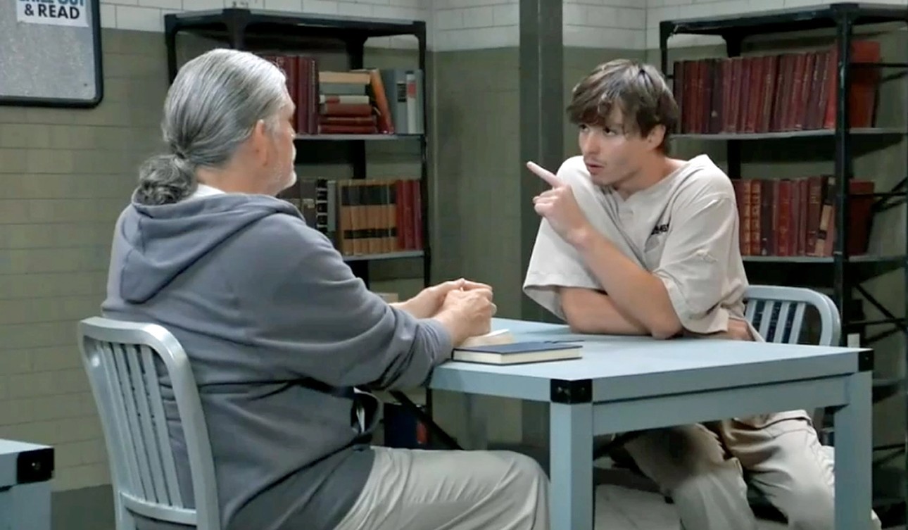 GH/Cyrus (Jeff Kober) comes with an offer for Spencer (Nikolas Chavez)