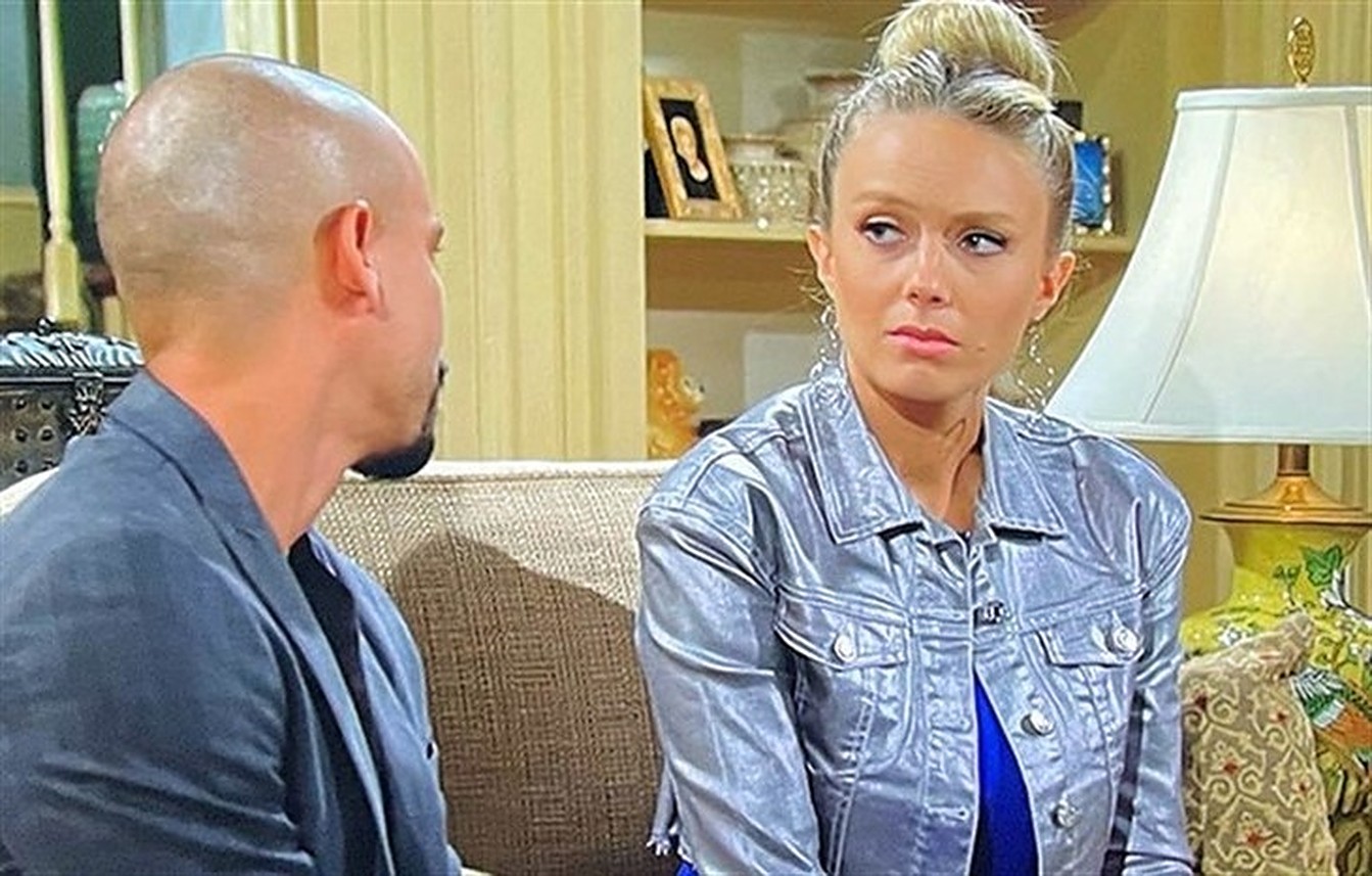 Y&R/Devon (Bryton James) and Abby (Melissa Ordway) come closer to each other