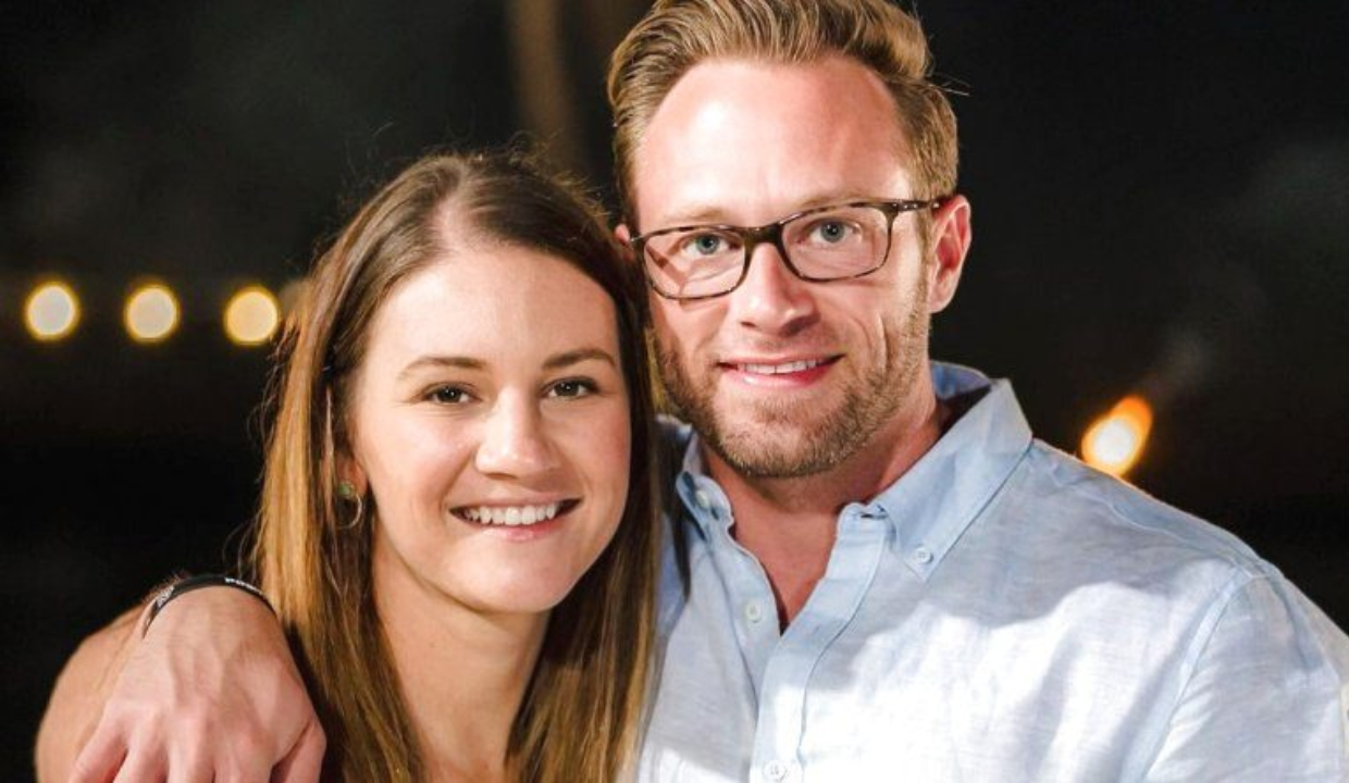 OutDaughtered: Danielle Busby Reveals Stunning New Look In Pink  Off-The-Shoulder Outfit, While On Date With Adam