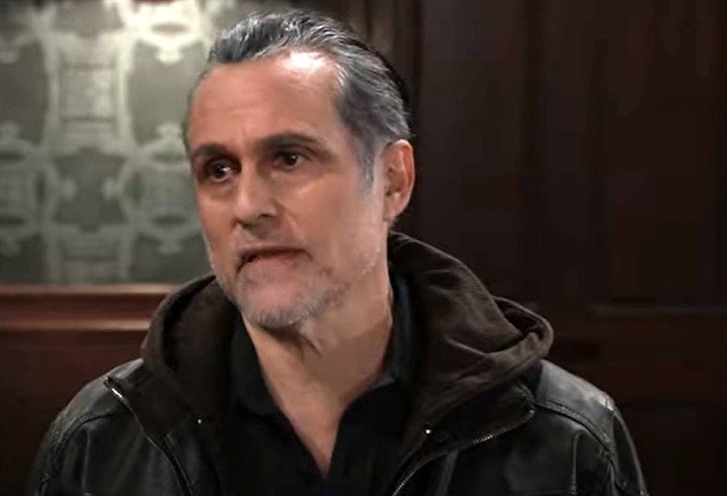 GH/Sonny (Maurice Bernard) comes to take care of Riley