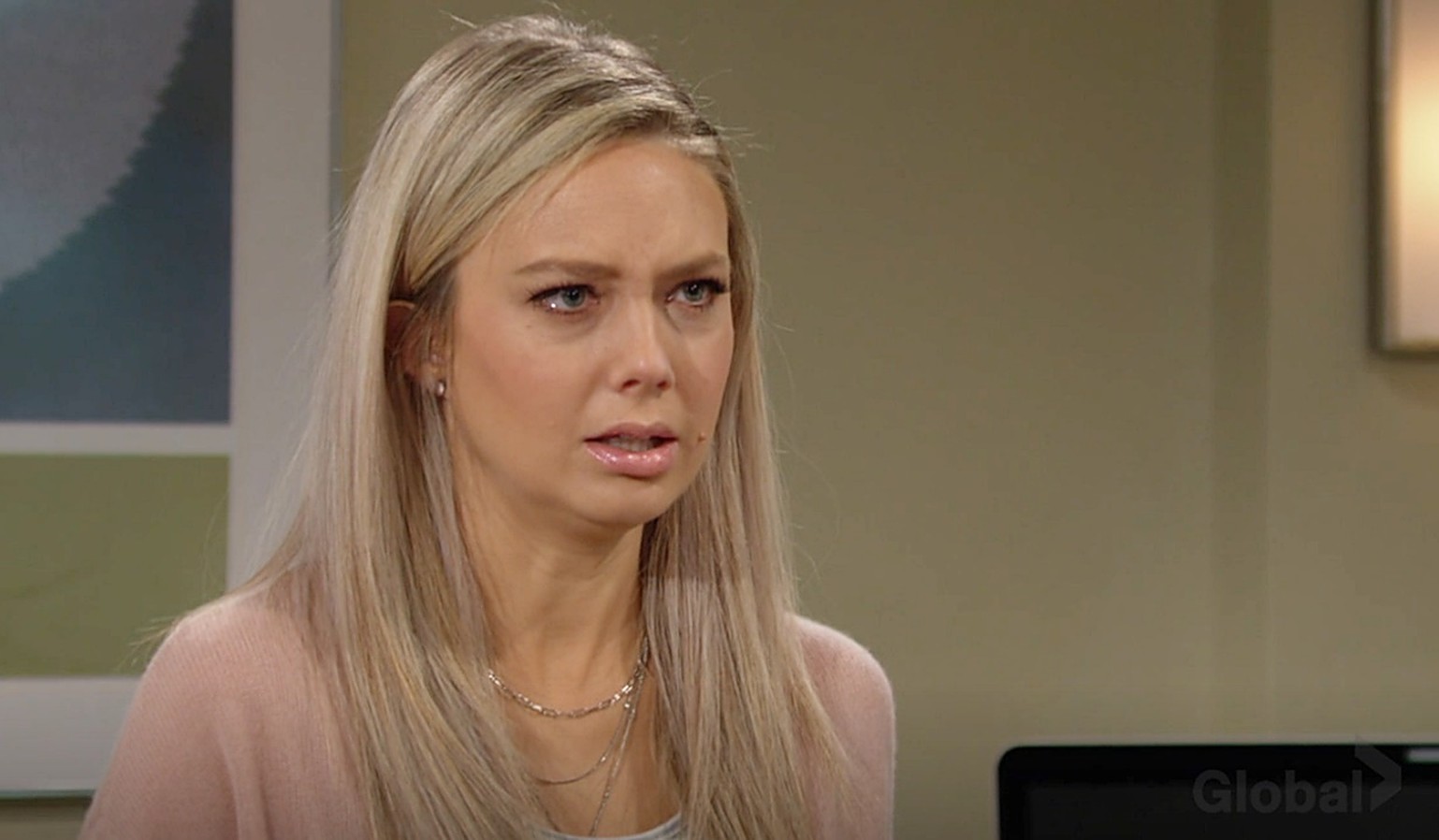 Y&R/Abby (Melissa Ordway) is pissed after Amanda gives a reality check