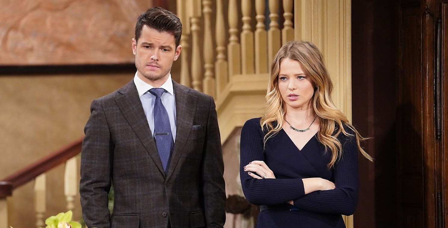 Y&R/Kyle (Michael Maelor) and Summer (Allison Lanier) are shocked after Jack drops about his marriage
