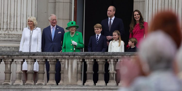 Royal Family-Platinum Jubilee of Elizabeth II
