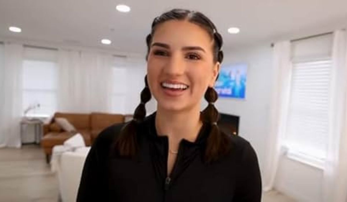 Carlin Bates Stewart, Bringing Up Bates