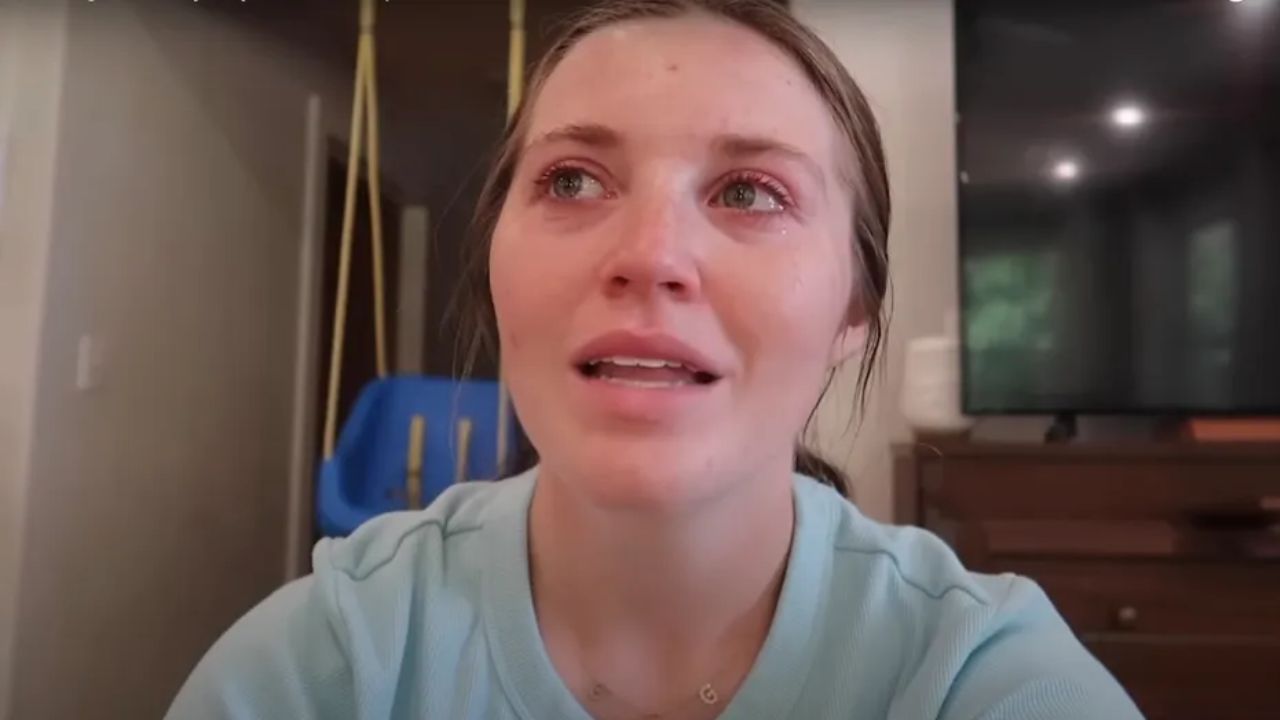 DUGGAR NEWS ANNA DUGGAR CRYING
