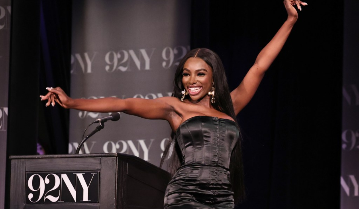 Love Island - Jana Craig