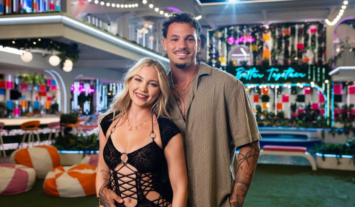 Love Island- Iris & Pepe