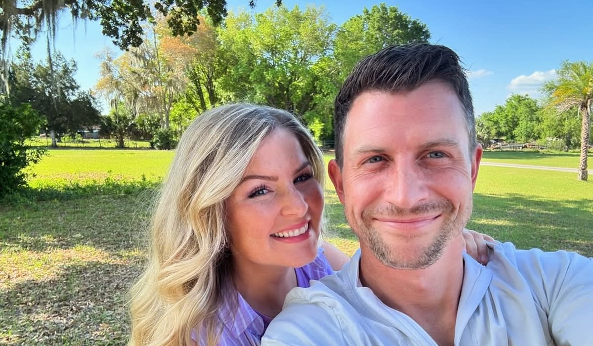 Bringing Up Bates : Erin and Chad