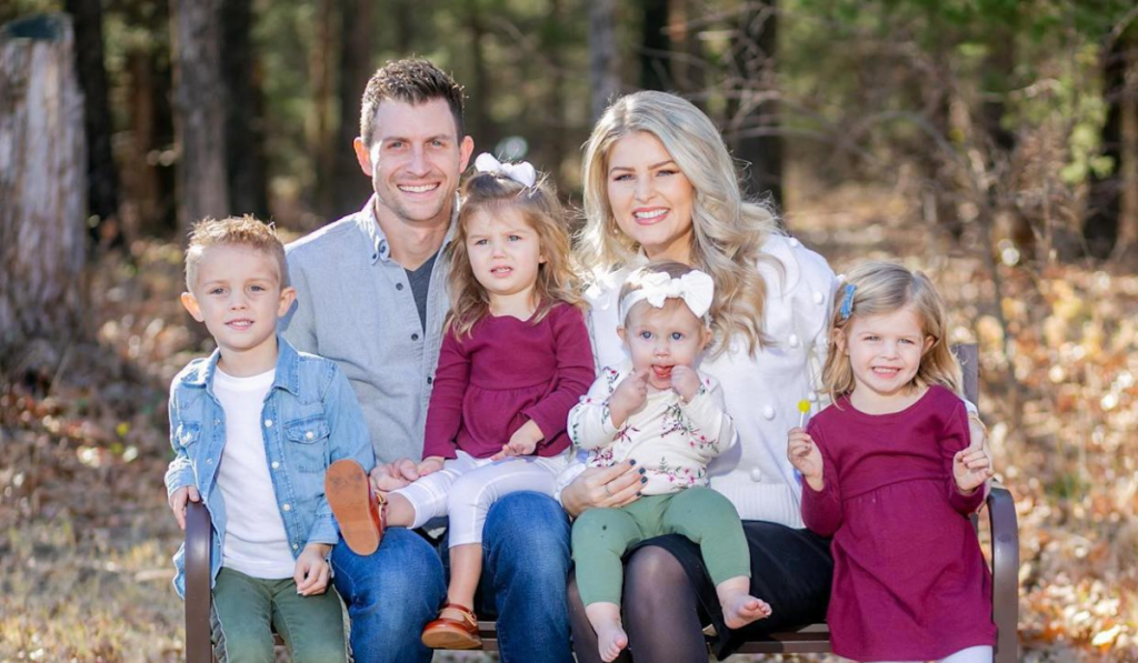 Bringing Up Bates- Chad and Erin